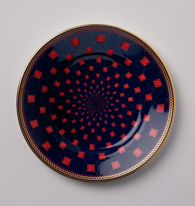 spiral geometric patterned bowl
